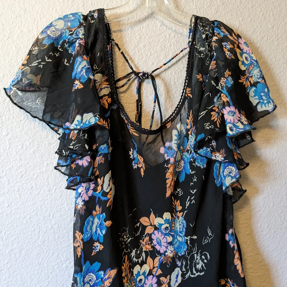 Free People Love to Love Floral Mini Dress Short Flutter Sleeves S EUC Revolve - Picture 10 of 14